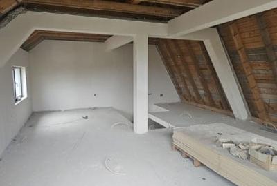 Duplex cu 6 camere cu Canalizare în Dâmbul Rotund - 15