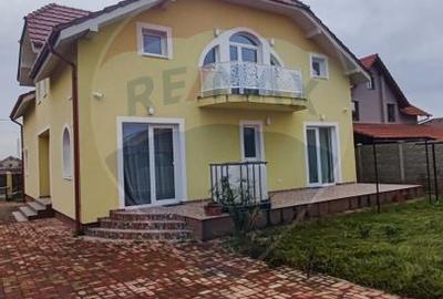 De inchiriat spatiu generos nerezidential la casa/mansarda zona Oncea - 16