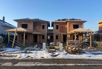 Proprietar. Duplexuri Individuale la Cheie. 3 bai. Carport - 9