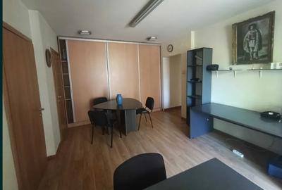 B-dul Magheru,et.2/7,Amenajat,mobilat pentru activitati de birouri - 3