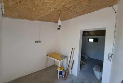 Apartament cu 3 camere la etajul 1 plus anexe, complet mobilat , nou - 10
