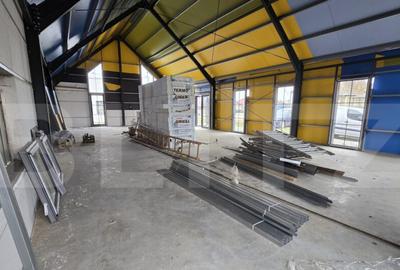 Hala metaloca 190 mp, teren 2400 mp, zona Doba - 2