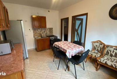 Casă cu 5 camere decomandat cu Canalizare în Zorilor - 8