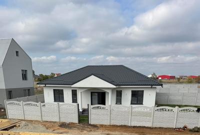 Casă individuală cu 3 camere cu Teren 400 Mp în Pielești - 1