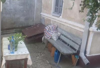 Casă cu 3 camere cu Teren 90 Mp în Tei - 4
