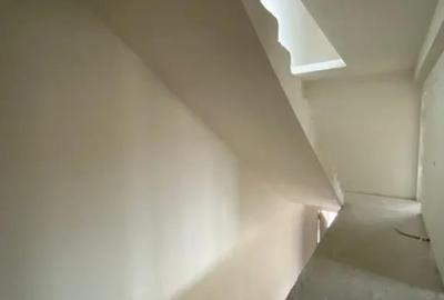 Casă cu 5 camere cu Teren 200 Mp în Florești - 3