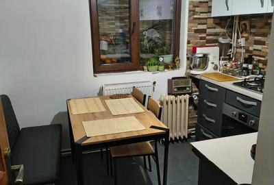 Apartament cu 3 camere decomandat în Berceni - 14