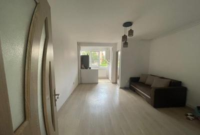 Garsoniera renovata zona Astra