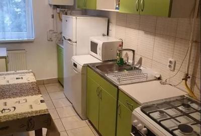 Apartament cu 4 camere în 22 Decembrie 1989
