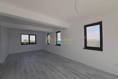 Casă cu 4 camere cu Teren 340 Mp în Berceni - 2