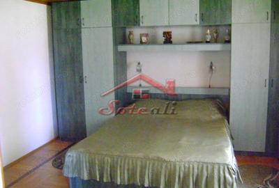 Casă cu Teren 880 Mp în Cornu - 8