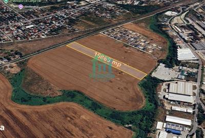 Teren de 19889 mp, în Central - 4