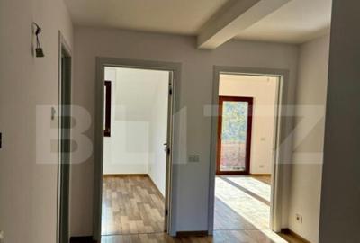 Casă cu 5 camere cu Canalizare în Central - 10