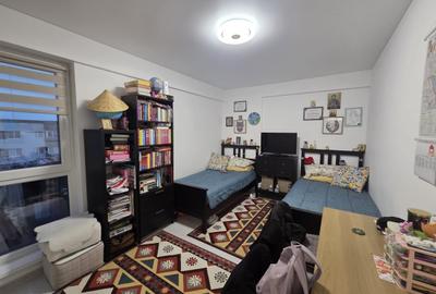 Apartament cu 3 camere semidecomandat în Central - 1