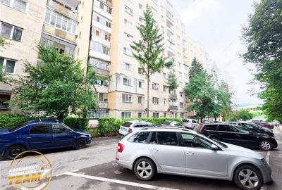 Apartament cu 3 camere decomandat, mobilat în Simeria - 16