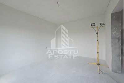 Jumatate de duplex pe parter cu 4 camere si 2 bai, Sag - 8