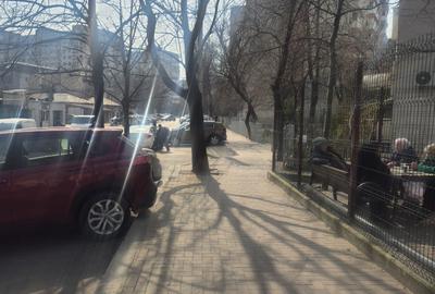 Apartament cu 3 camere semidecomandat, mobilat în Sălăjan - 12