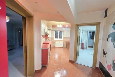 Apartament cu 2 camere decomandat în Obor