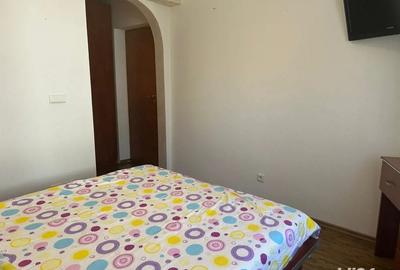 De vanzare - Apartament spatios cu 4 camere in Alexandria - 2