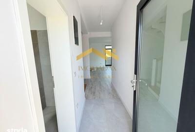 Casă cu 4 camere cu Teren 265 Mp în Sânmihaiu Român - 10