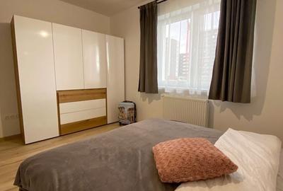 Apartament cu 3 camere decomandat în Central - 1