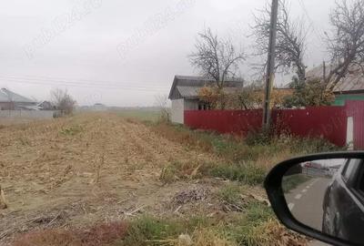 Teren în Tețcani - 2