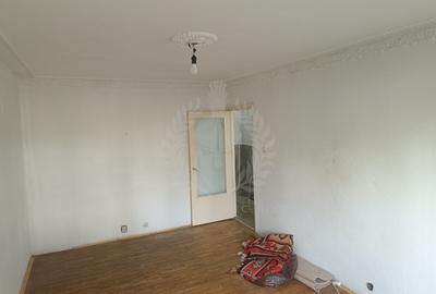 Apartament cu 3 camere decomandat în 9 Mai - 4