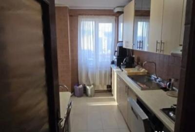 Apartament cu 3 camere decomandat în Central - 2