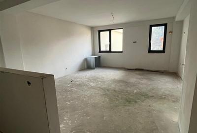Apartament cu 3 camere, ultracentral, NOU, parter - 5