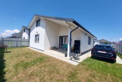 Casă cu 5 camere cu Teren 300 Mp în Tărlungeni - 10
