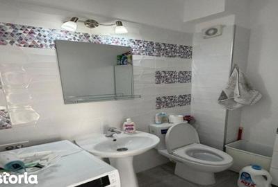 Apartament cu 3 camere decomandat în Văcăresti - 2