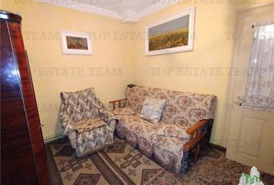 Casa, gradina si curte intrun peisaj de poveste, aici in Slanic Prahova, unde ae - 8