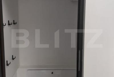 Apartament 3 camere, 55mp, zona Podul de Fier - 11