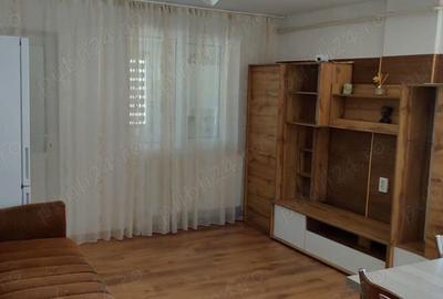 Inchiriez garsoniera - 7