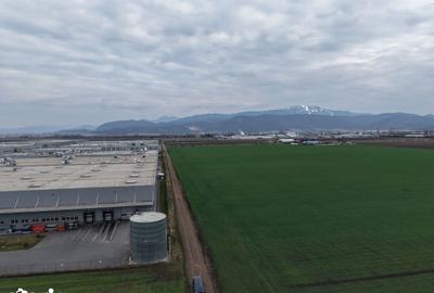 Teren de 20000 mp, în Central - 2