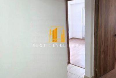 Apartament cu 3 camere decomandat în Eremia