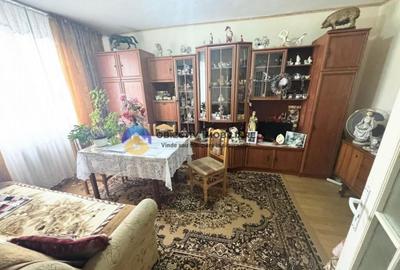 Apartament 2 camere de vanzare Cartier Maratei/ Etaj 3 - 1