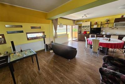 Casa multifunctionala cu Spatiu Comercial COMISION 0 Casa multifunctionala cu Spatiu Comercial COMISION 0 - 5