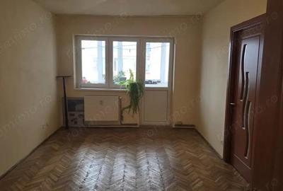 Vand apartament 3 camere cu intrari separate in Deva, zona Minerului, bloc de 4 etaje de caramida, - 2