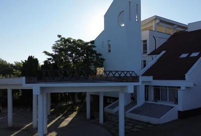 Cladire 1200 mp Teren 4525 mp Suceava De 0727817187 - 2