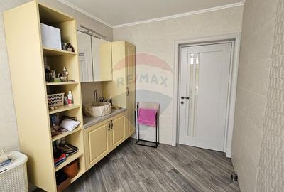 Casă individuală cu 7 camere cu Teren 1000 Mp în Central - 44