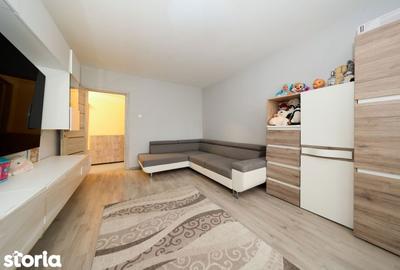 Apartament cu 3 camere decomandat în Florilor - 7