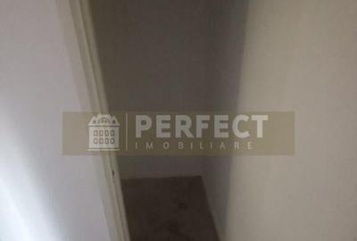 Ap.3 camere DECOMANDAT,Vest, etajul 4, Pret 72000 euro - 13