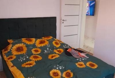 Apartament cu 3 camere semidecomandat, mobilat în Florești - 4