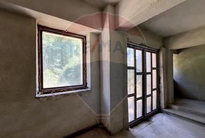 Hotel-baza de tratament, edificat in zona cu ape sulfuroase - 8