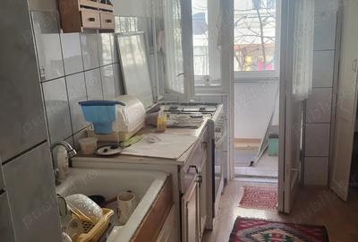 Apartament cu 2 camere decomandat în Pucioasa - 4