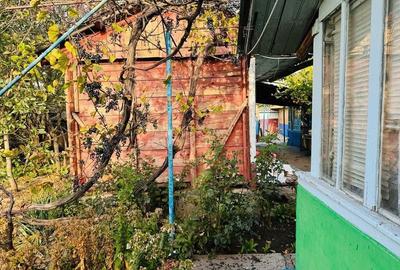 Casă cu 6 camere cu Teren 1100 Mp în Grindu - 4