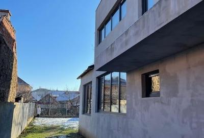 Casă individuală cu 5 camere cu Canalizare în Cantemir - 3