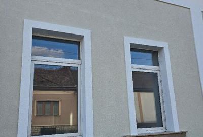 SP birou la casa central , lux 2 cam dep , baie , intr auto - 2