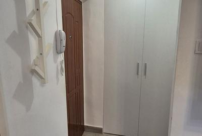 Garsonieră decomandată în Tineretului - 2